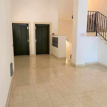 Luxury Guest house *